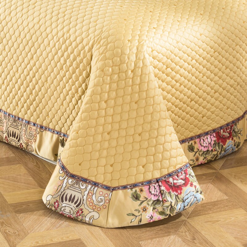 Parure de housse de couette en satin de soie Aurelia en coton argent et or | Lersk