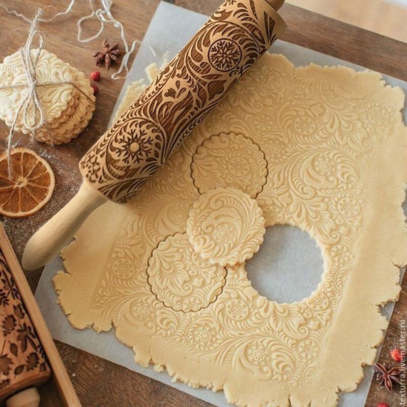 JollyRoller geprägtes Nudelholz aus Holz, handgefertigt aus Buchenholz, Gravurwerkzeug für Weihnachtsplätzchen | Lersk