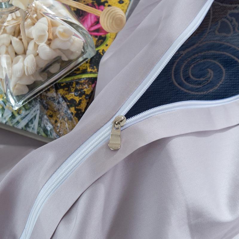 Parure de housse de couette en satin de soie Aurelia en coton argent et or | Lersk