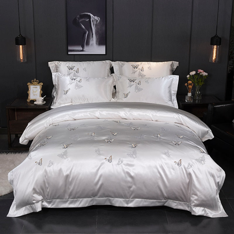 Aurelia Silk-Cotton Butterfly Bedding Set in White & Silver | Lersk
