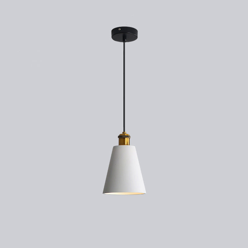 LumaForge Lampadario Moderno in Metallo e Resina per Soggiorni | Lersk