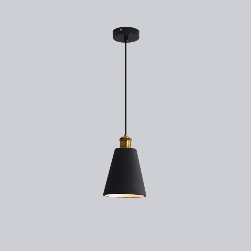 LumaForge Lampadario Moderno in Metallo e Resina per Soggiorni | Lersk