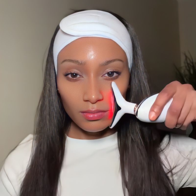 LED Face Sculpting Tool For Radiant Skin With EMS And LED Therapy For All Skin Types | Lersk