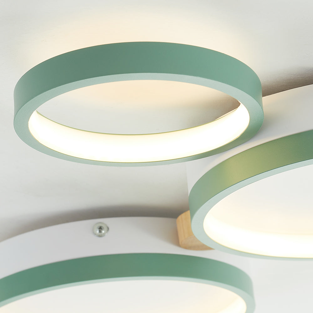 Stropní lampa NovaLumen v bílé a šedé kovové úpravě | Lersk