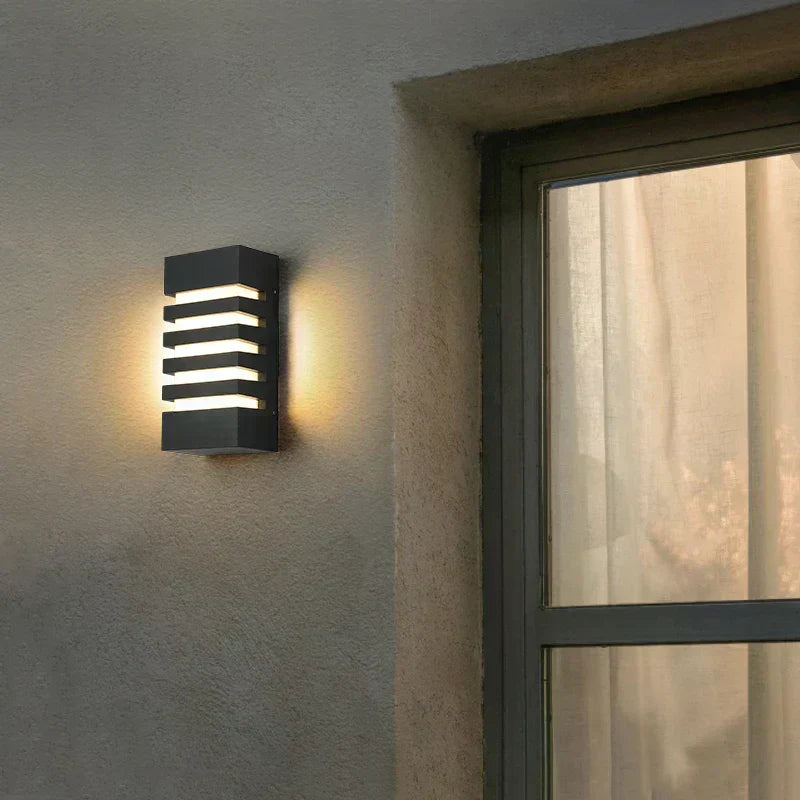 Lampada Moderna in Alluminio ApexLume per Interni Eleganti Oggi | Lersk