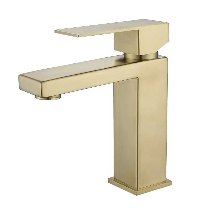 Astraea Modern Bathroom Faucet With Single-Handle Design | Lersk