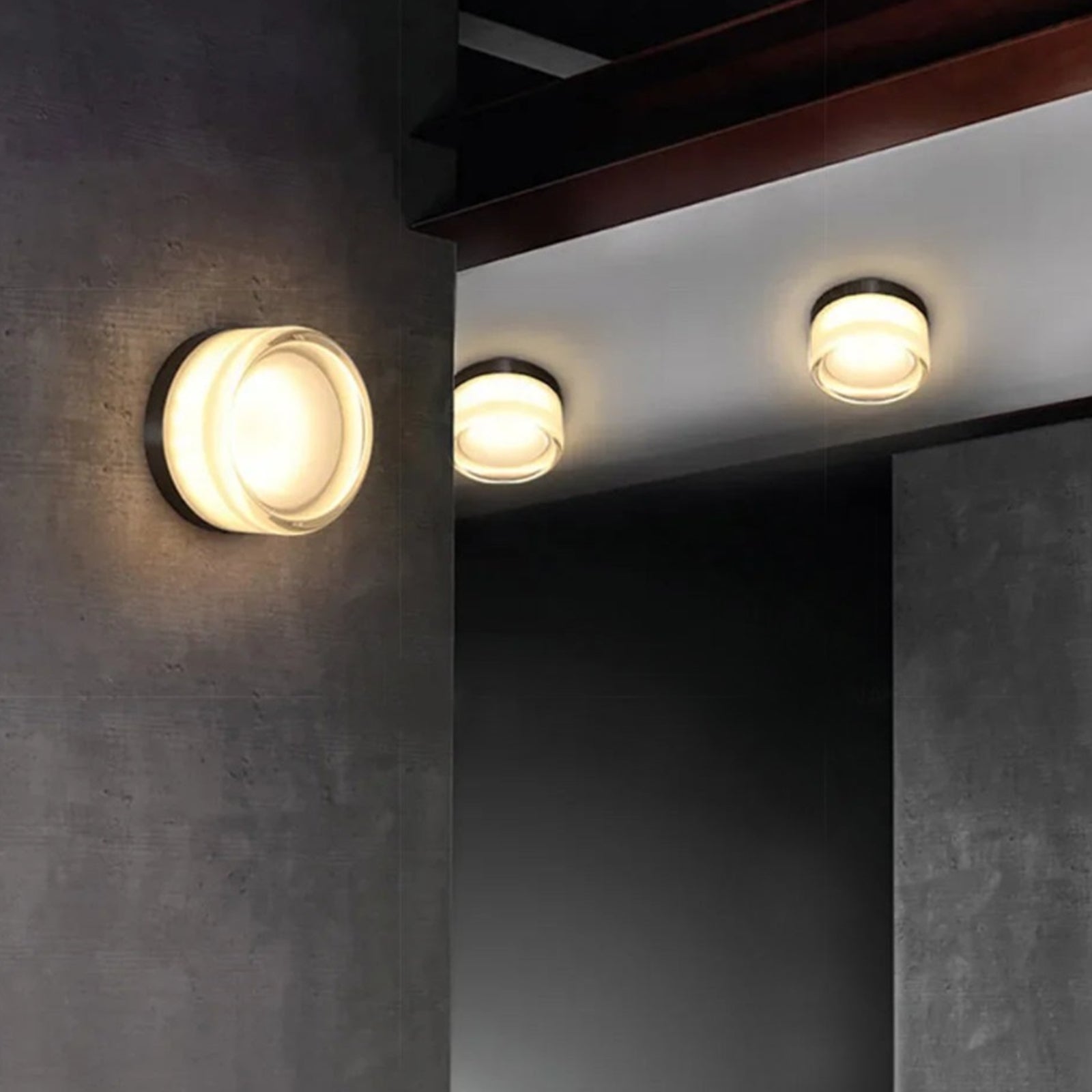 NovaLume | Glas-Wandleuchte von Lumenari Studio | Lersk