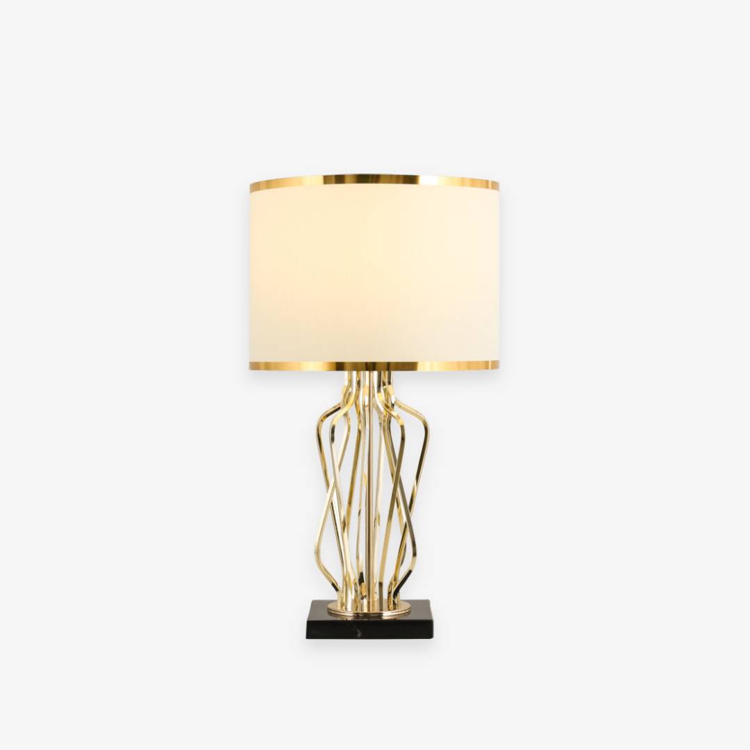 Zlatá luxusní stolní lampa pro moderní osvětlení u postele a obývacího pokoje | Lersk
