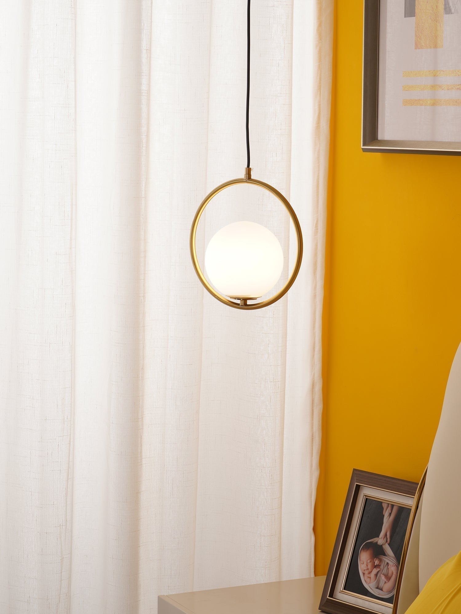 Lyra Moderne Pendel Lampe med Elegant Minimalistisk Design | Lersk