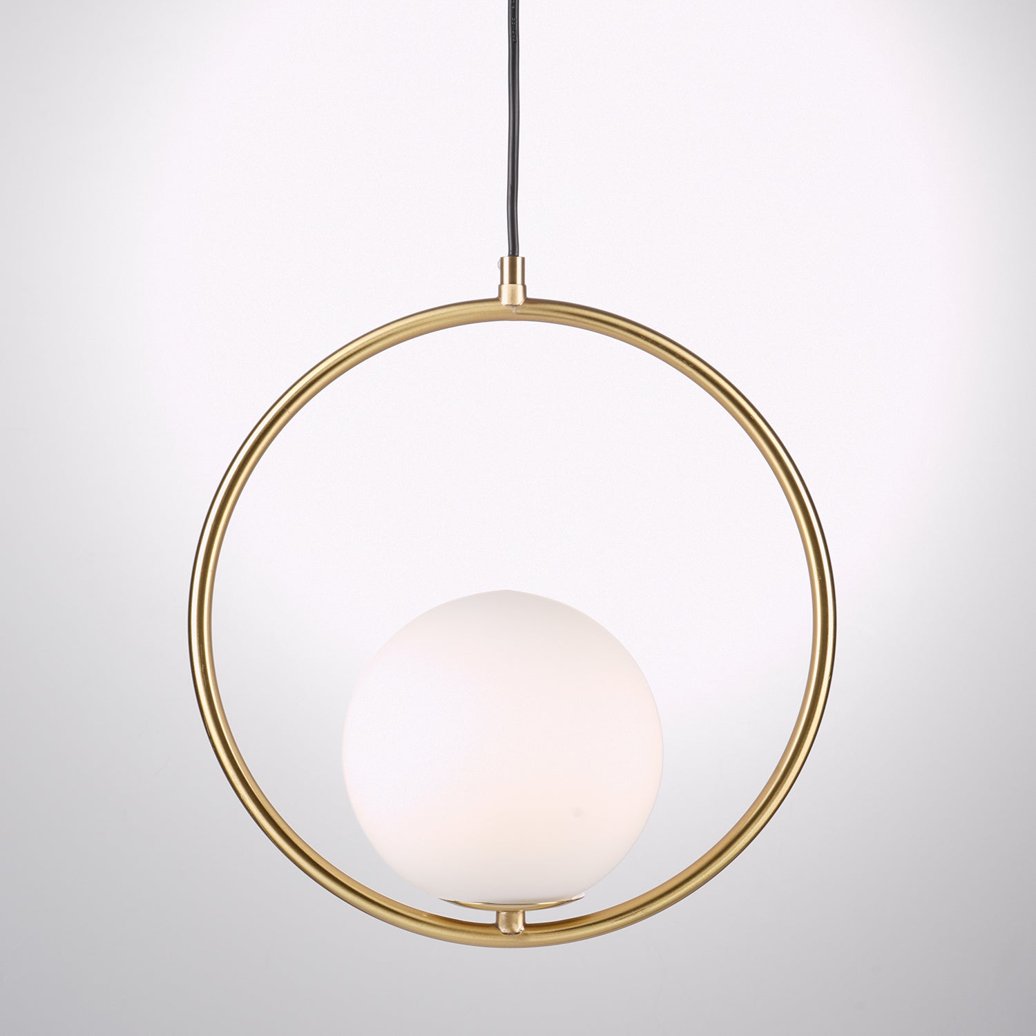 Lyra Moderne Pendel Lampe med Elegant Minimalistisk Design | Lersk
