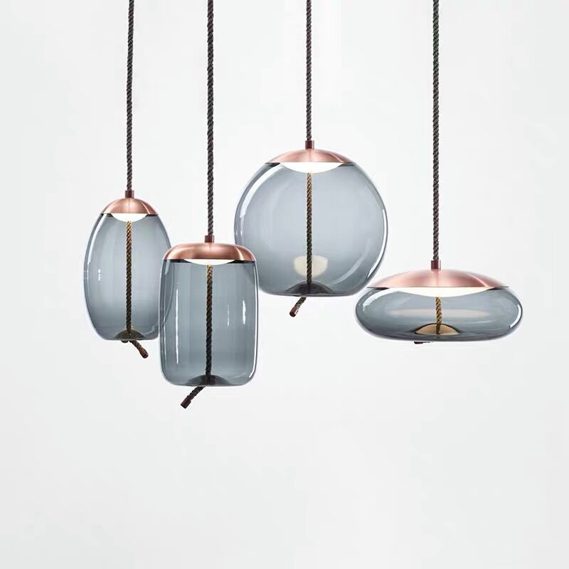 Lampada a sospensione Aurelle in oro rosa per spazi abitativi moderni | Lersk