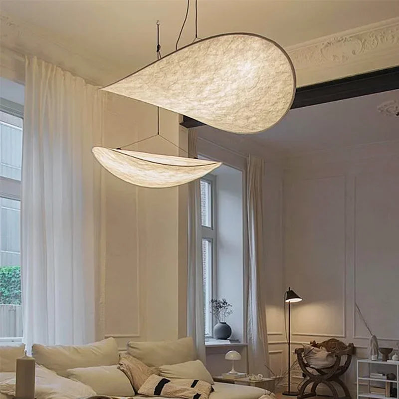 Lunara ručně vyráběná lampa ve tvaru bramborových chipsů pro ambientní osvětlení | Lersk