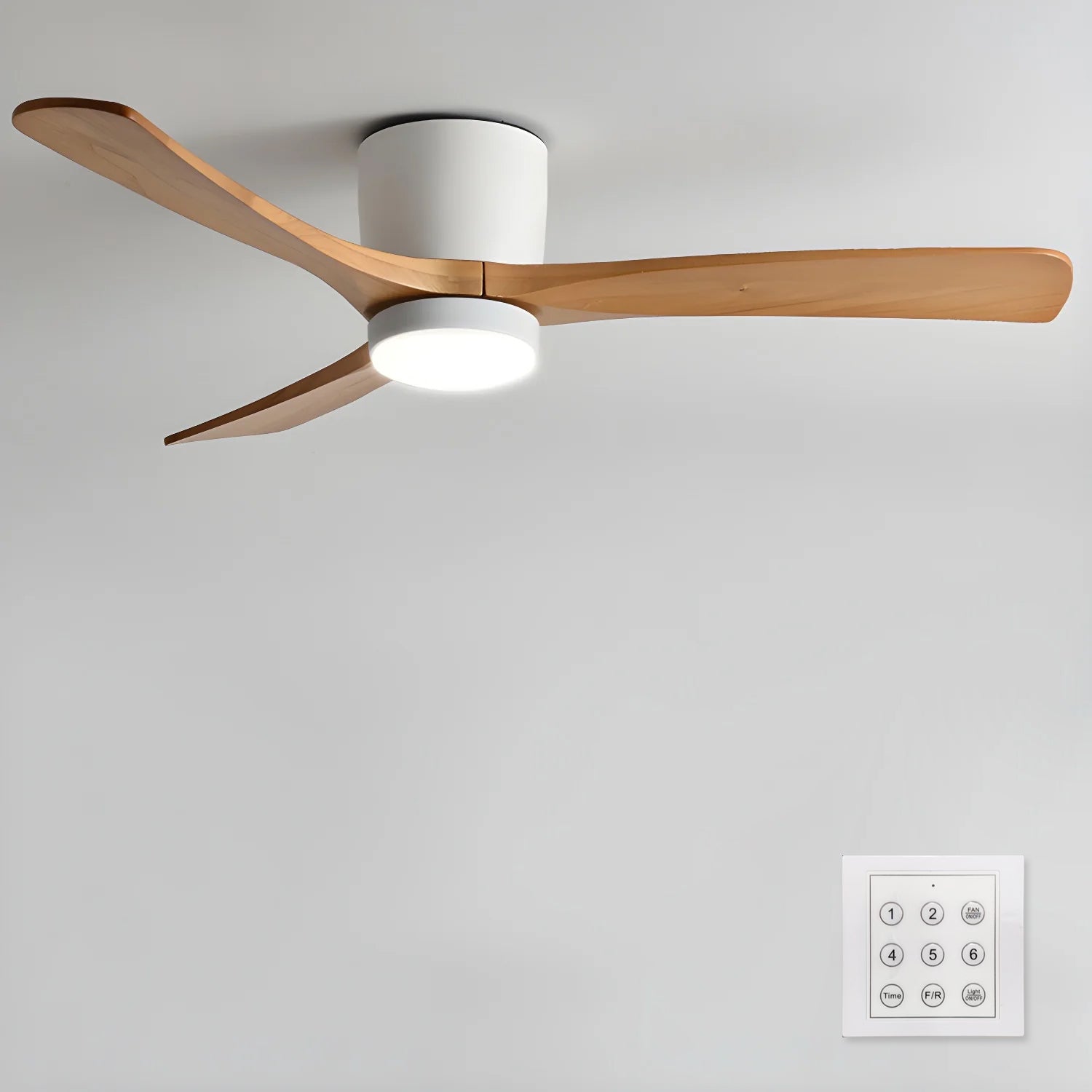 Lampa sufitowa z wentylatorem Everwood Nordic Wood 42 i 48 cali z oświetleniem LED | Lersk