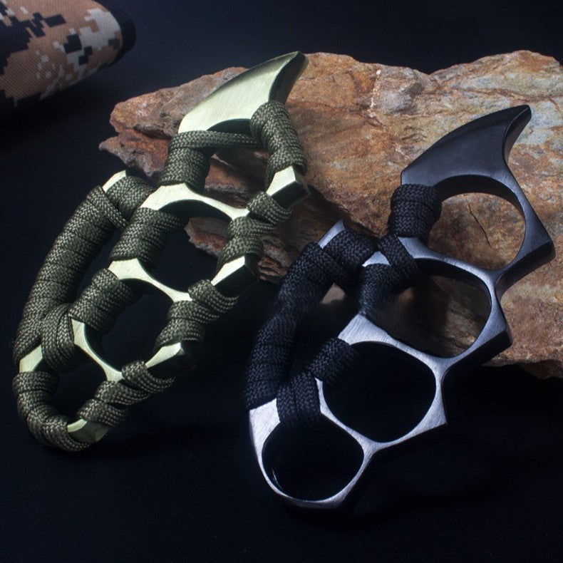 Grip Force Tactical Self-Defense Tool Compact Personal Protection Device With Durable Metal Construction | Lersk