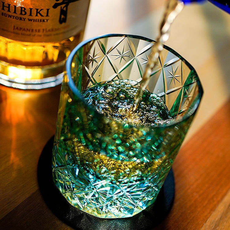 Hoshira | Håndlavet himmelsk whiskyglas i trææske | Lersk