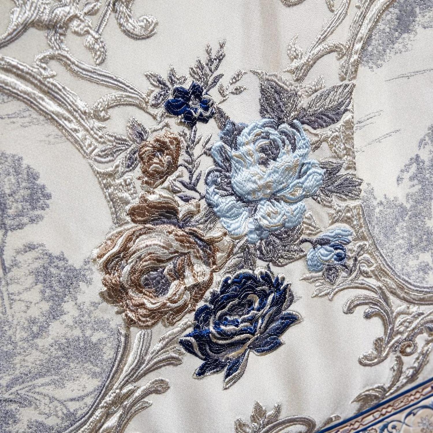 Aurora Luxurious Jacquard Bedding Set In Blue Sapphire | Lersk