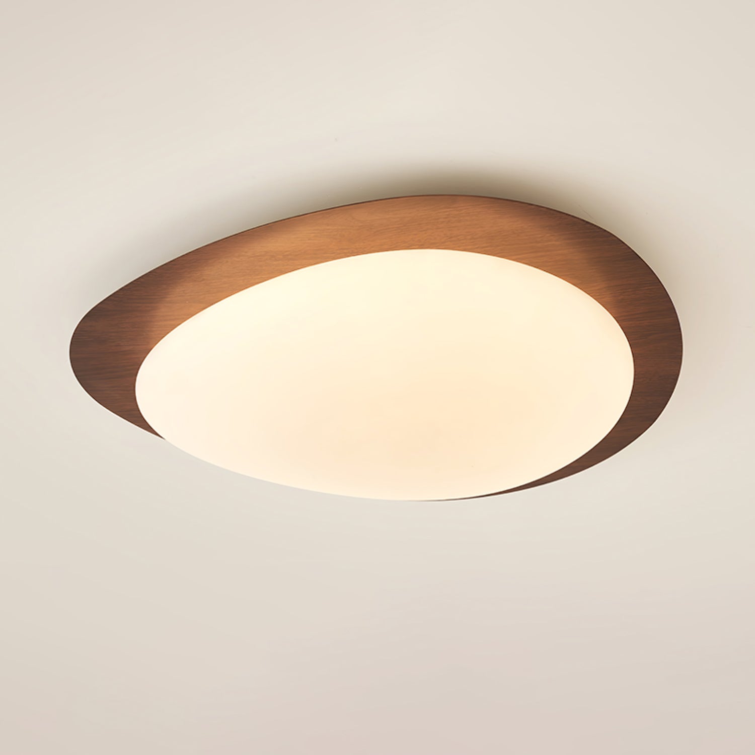 Luz de Teto NexaRipple Walnut Pebble com Brilho Quente | Lersk