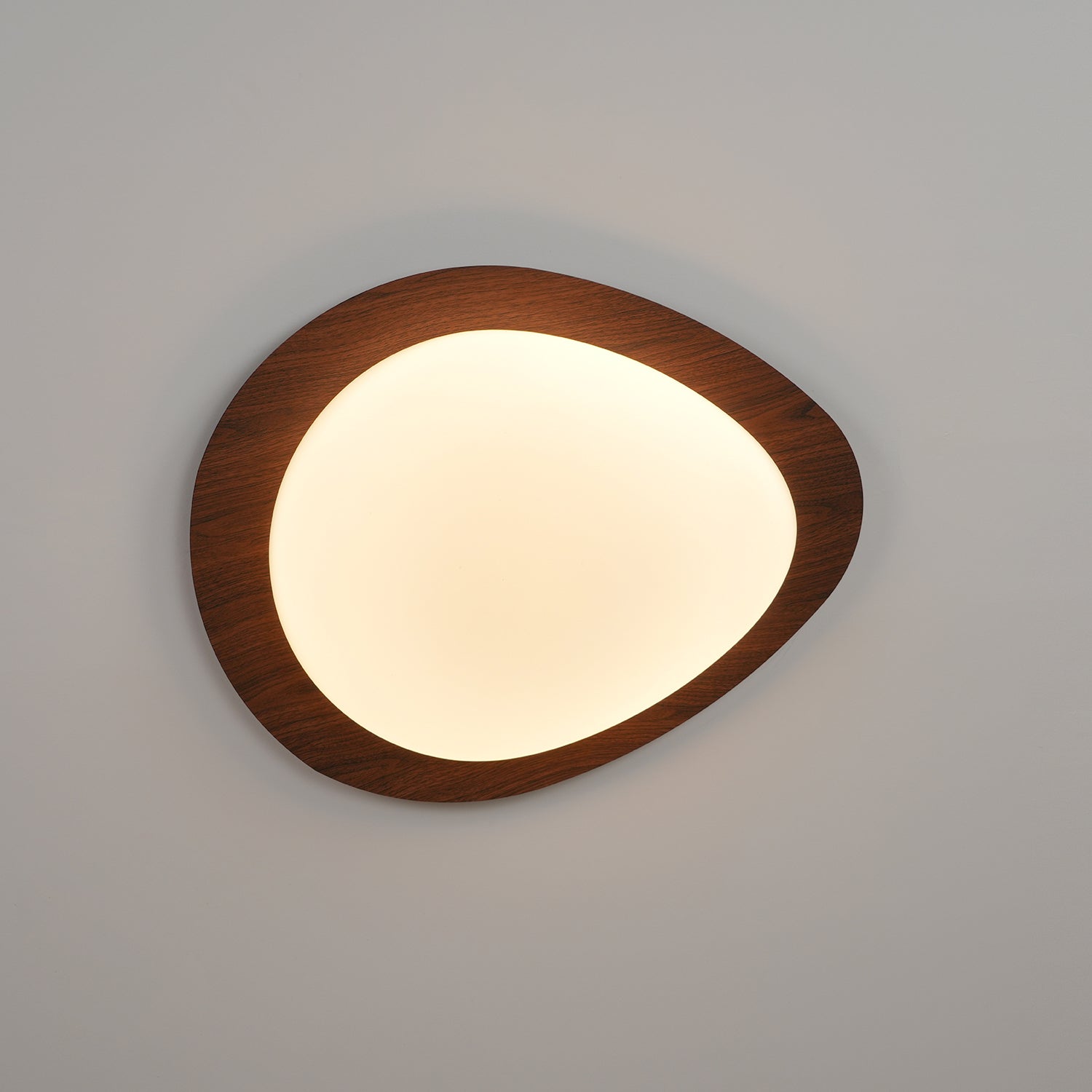 Luz de Teto NexaRipple Walnut Pebble com Brilho Quente | Lersk