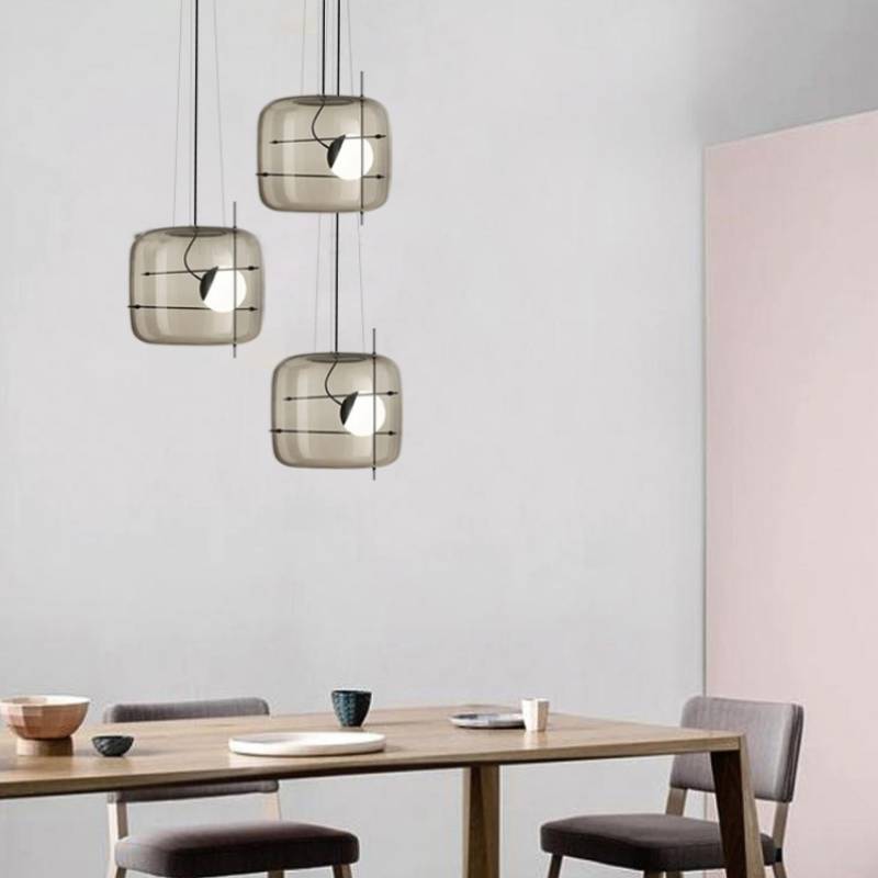 Moderne loftsophængt lampe med moderne glaspendel | Lersk