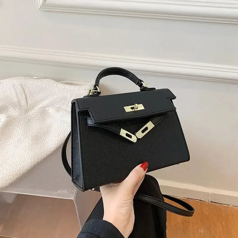 حقيبة كتف نسائية عصرية بتصميم خالد ولمسة حديثة للارتداء اليومي والسفر | Lersk