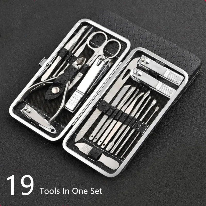 LuxeTools 19-teiliges professionelles Maniküre- und Pediküre-Set aus Edelstahl | Lersk