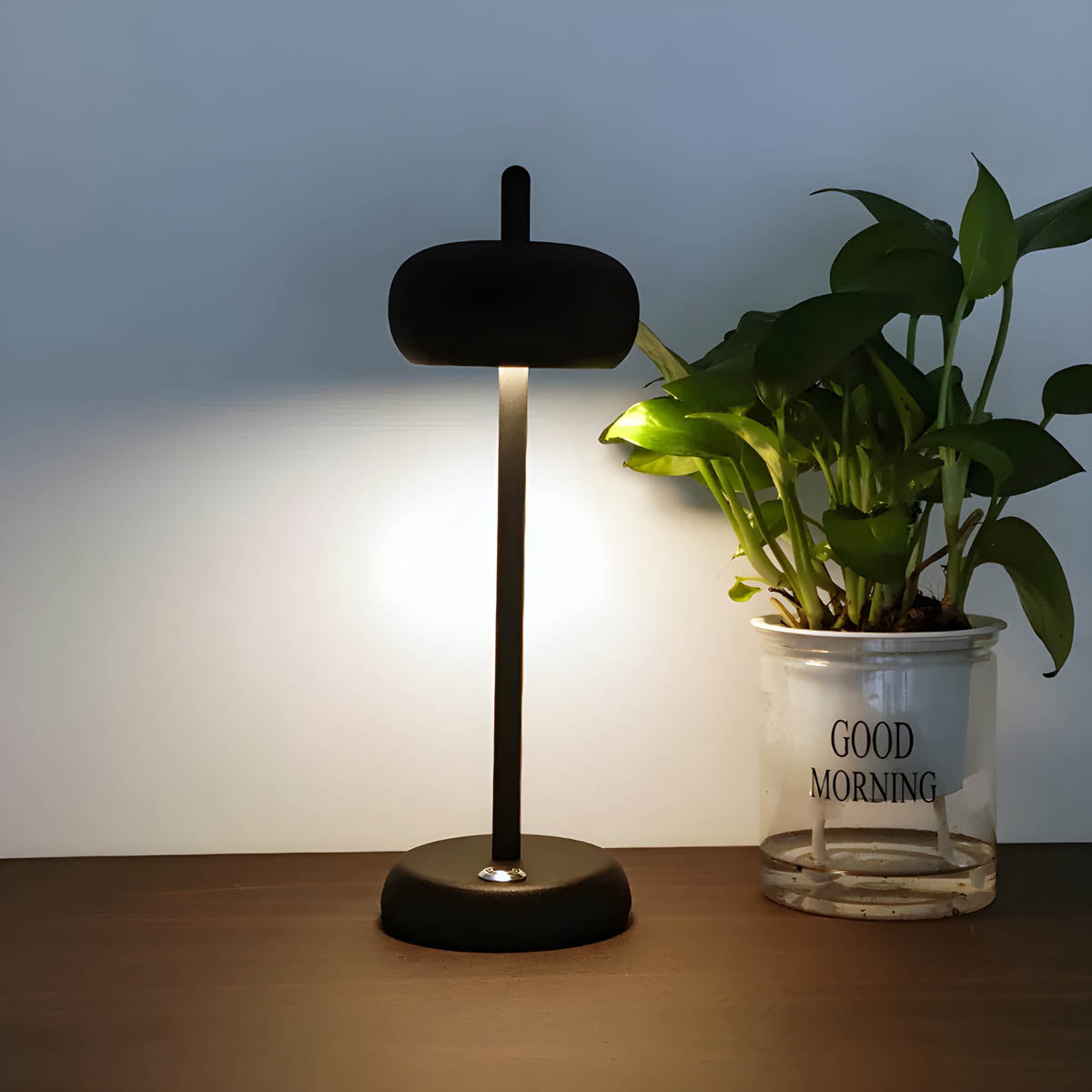 NexaLite Stolní lampa, moderní, elegantní a současný lesk