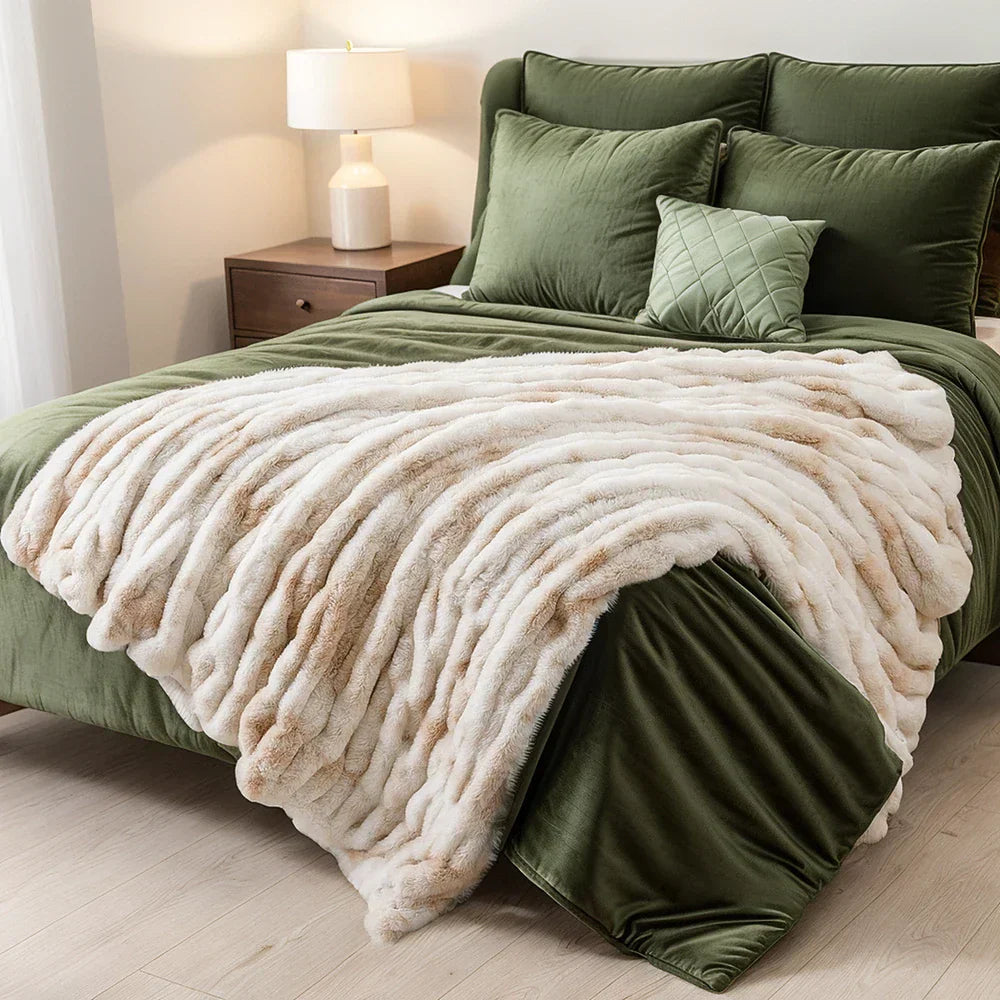 Plush Faux Rabbit Fur Throw | Lersk