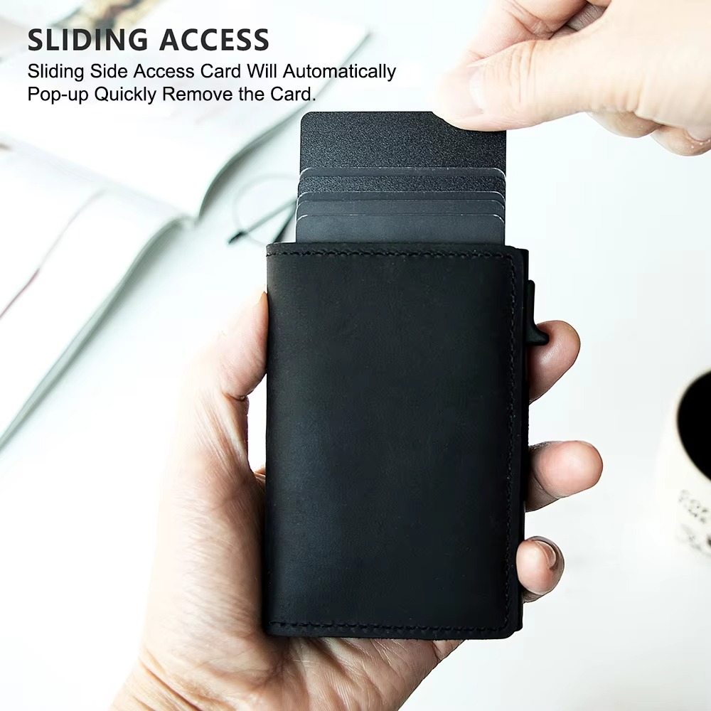 Tag Wallet RFID-blockierende Lederbrieftasche mit schnellem Karten-Zugriff und AirTag-Fach von Tag Wallet | Lersk