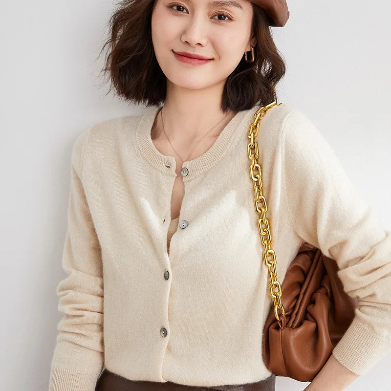 Lyria Cashmere Cardigan Soft Knit for Spring and Autumn | Lersk