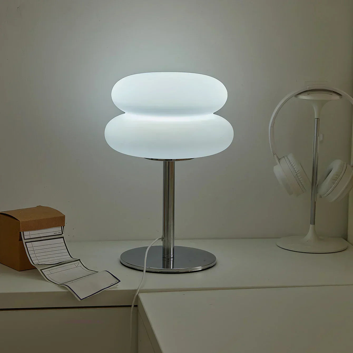 Elegant trefarvet dæmpbar bordlampe med 9 lysstyrkeniveauer til skrivebord og soveværelse | Lersk