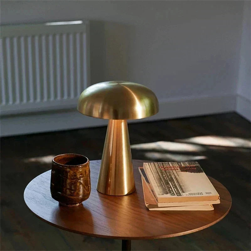 Liora Bordslampkollektion | Lersk