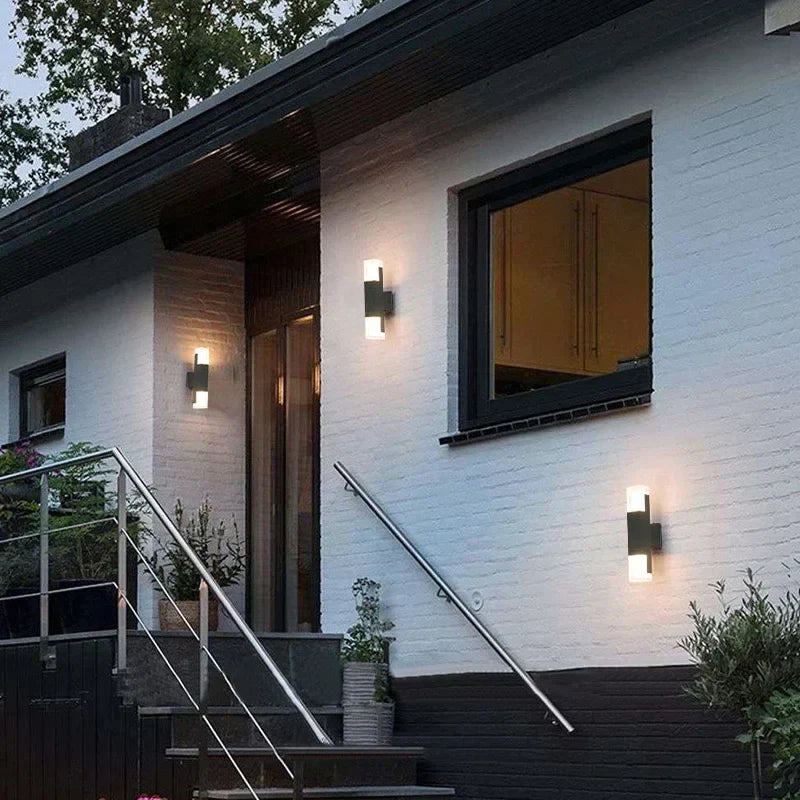 Lampa ścienna Liora | Lersk