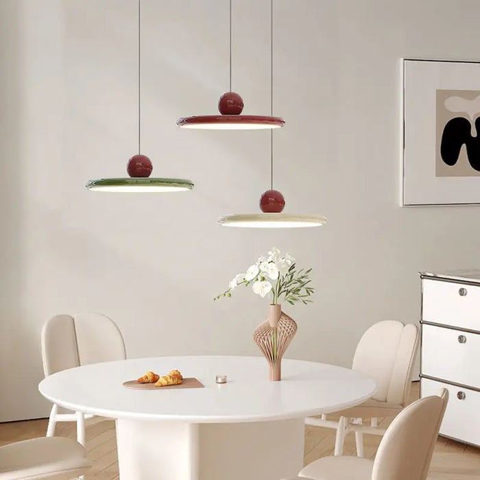 Lunara glaspendel i creme, skandinavisk LED-armatur | Lersk