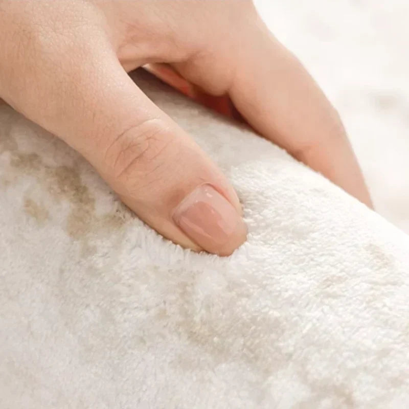 Sara Light luksuriøst blødt tæppe med marmorprint til boligindretning | Lersk