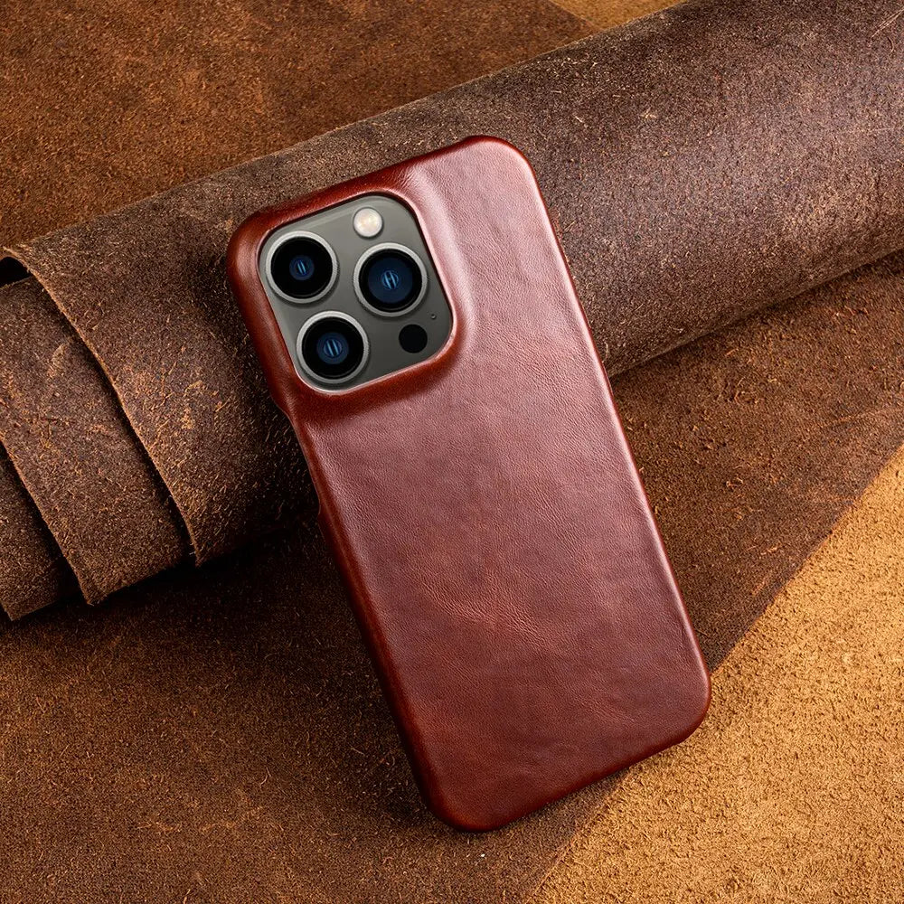 RoyalLeather Luxusní ručně vyráběné pouzdro z pravé hovězí kůže pro iPhone od RoyalLeather | Lersk
