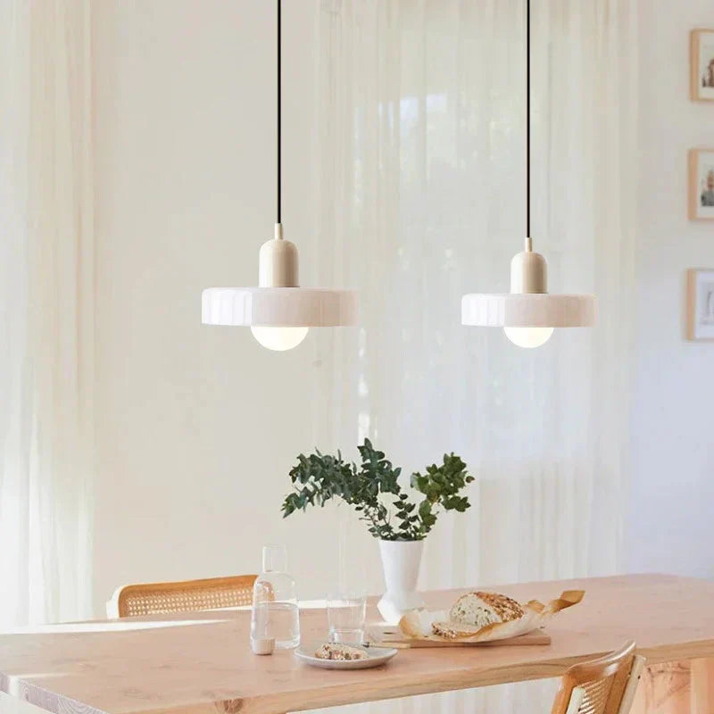 Kolekcja małych lamp wiszących Lumiella | Lersk