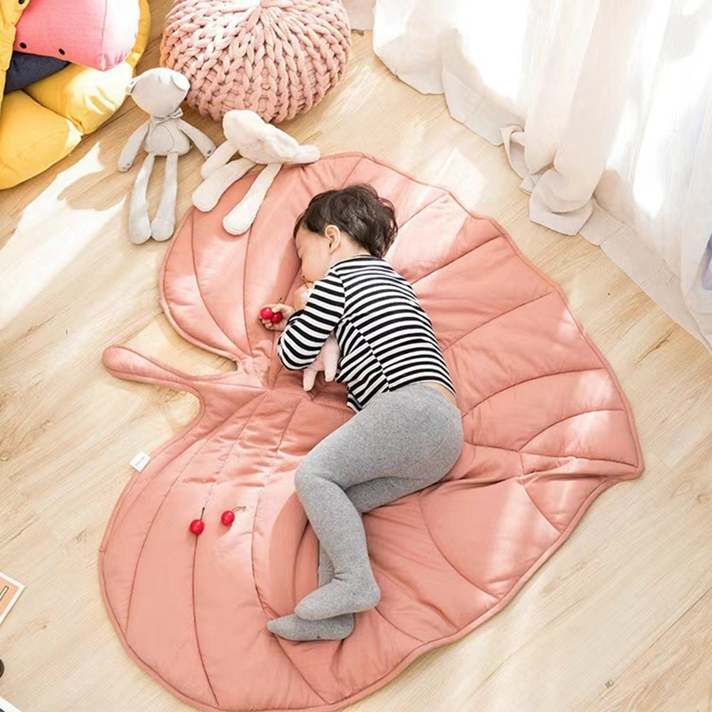 Breathable Cooling Dog Mat Keeps Pets Cool Leaf Shaped Washable | Lersk