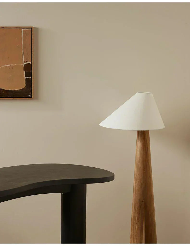 Liora | Lampa podłogowa | Lersk
