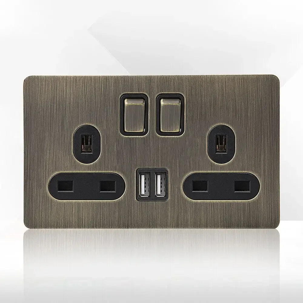מתג קיר מתכתי רטרו עם שקע ויציאת טעינת USB | Lersk