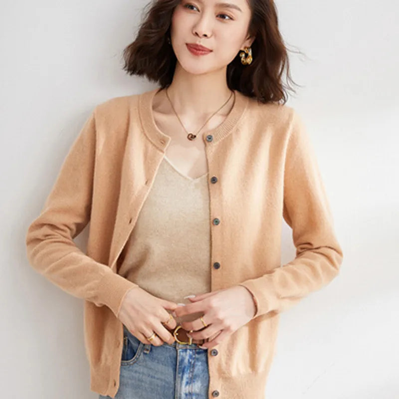Lyria Cashmere Cardigan Soft Knit for Spring and Autumn | Lersk