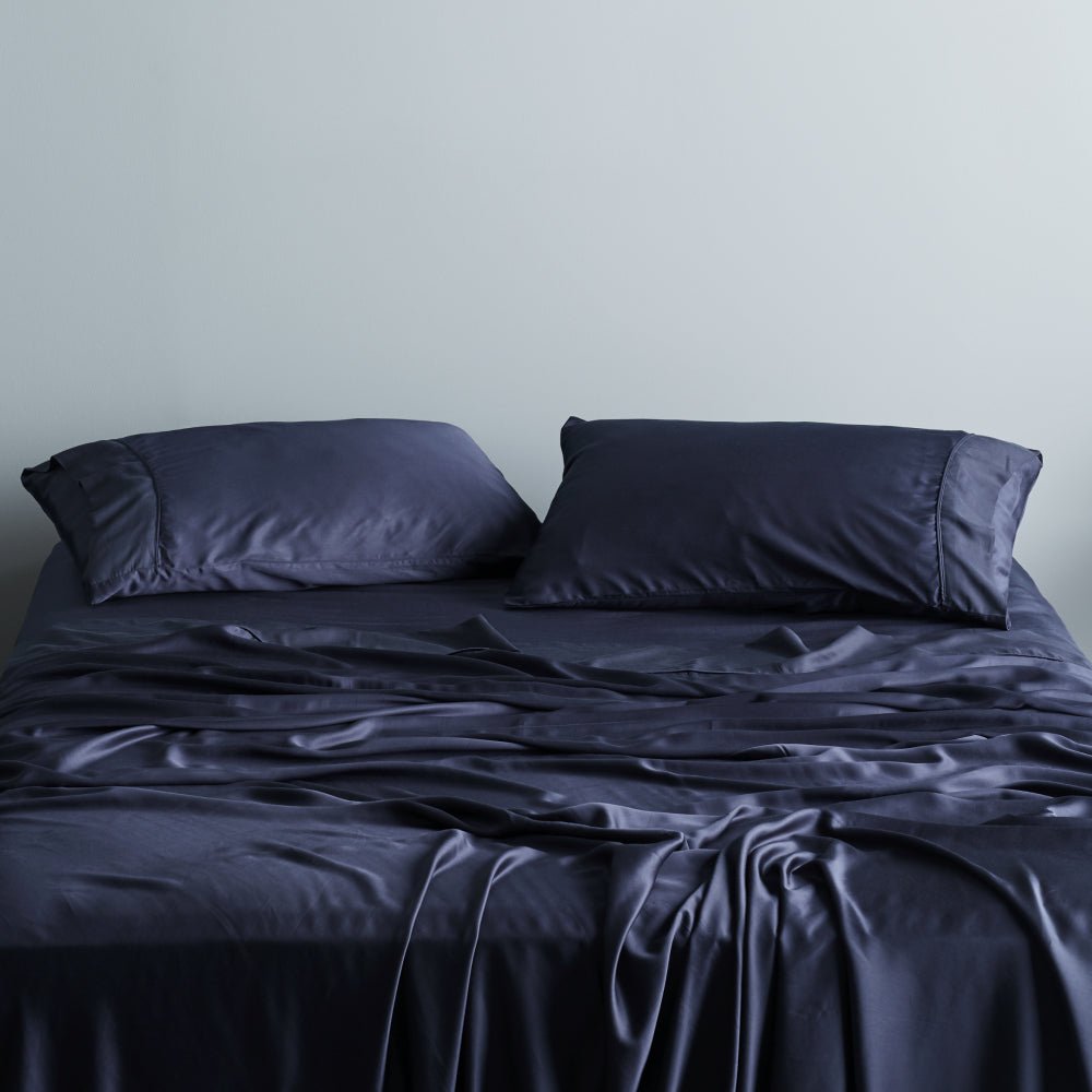 Velora Sateen Pillowcase Set with Antimicrobial Charcoal | Lersk