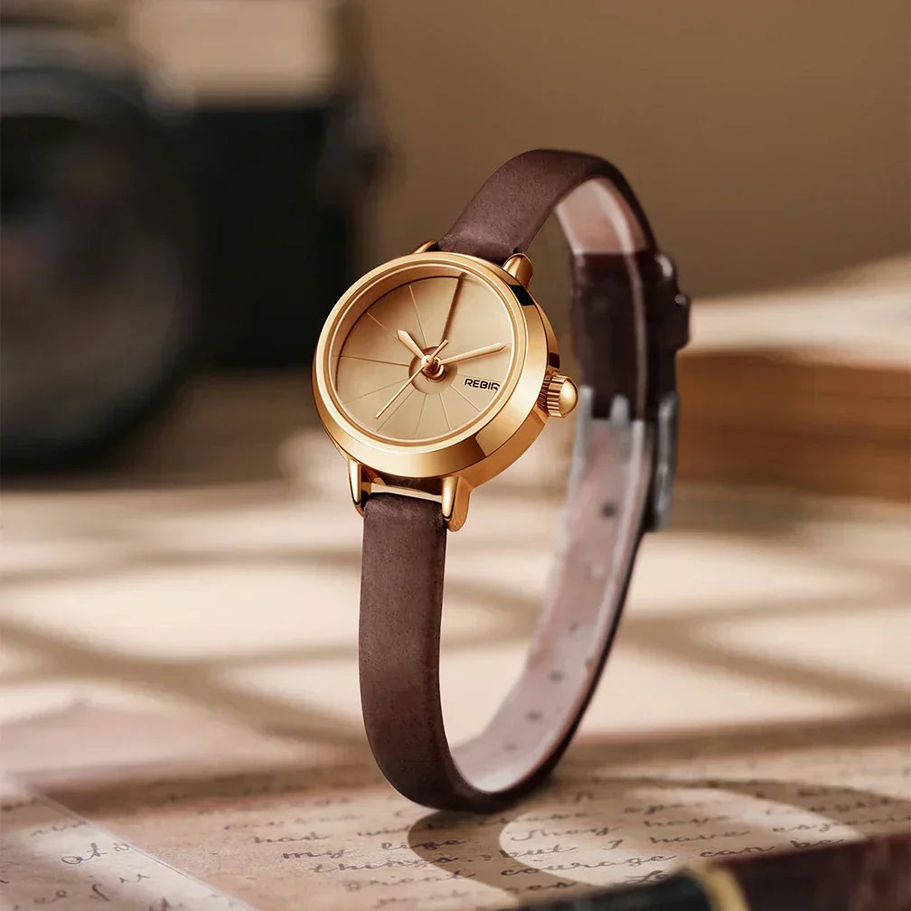 Vintage Mini Leather Timepiece for Women | Lersk