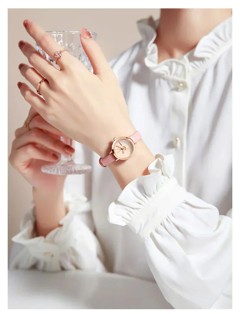 Vintage Mini Leather Timepiece for Women | Lersk