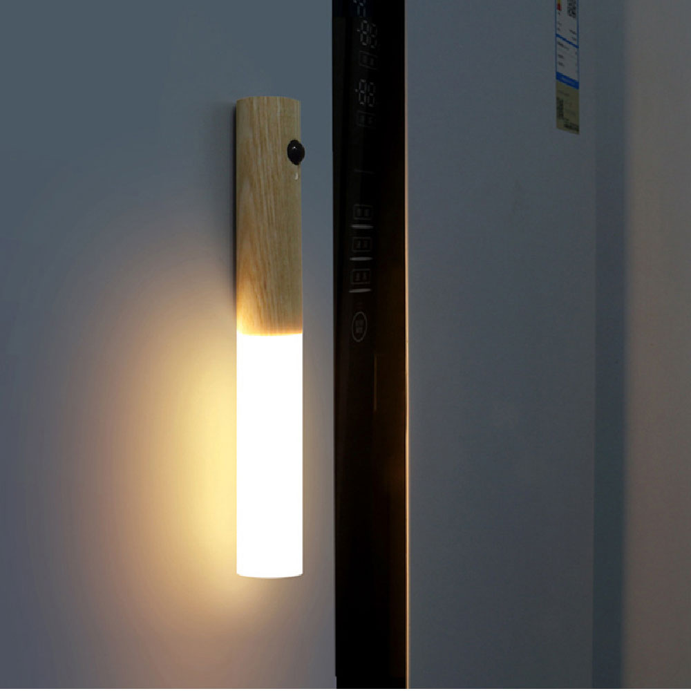 Dobíjecí LED nástěnná lampa USB s magnetickým pohybovým senzorem pro ložnici a domov | Lersk