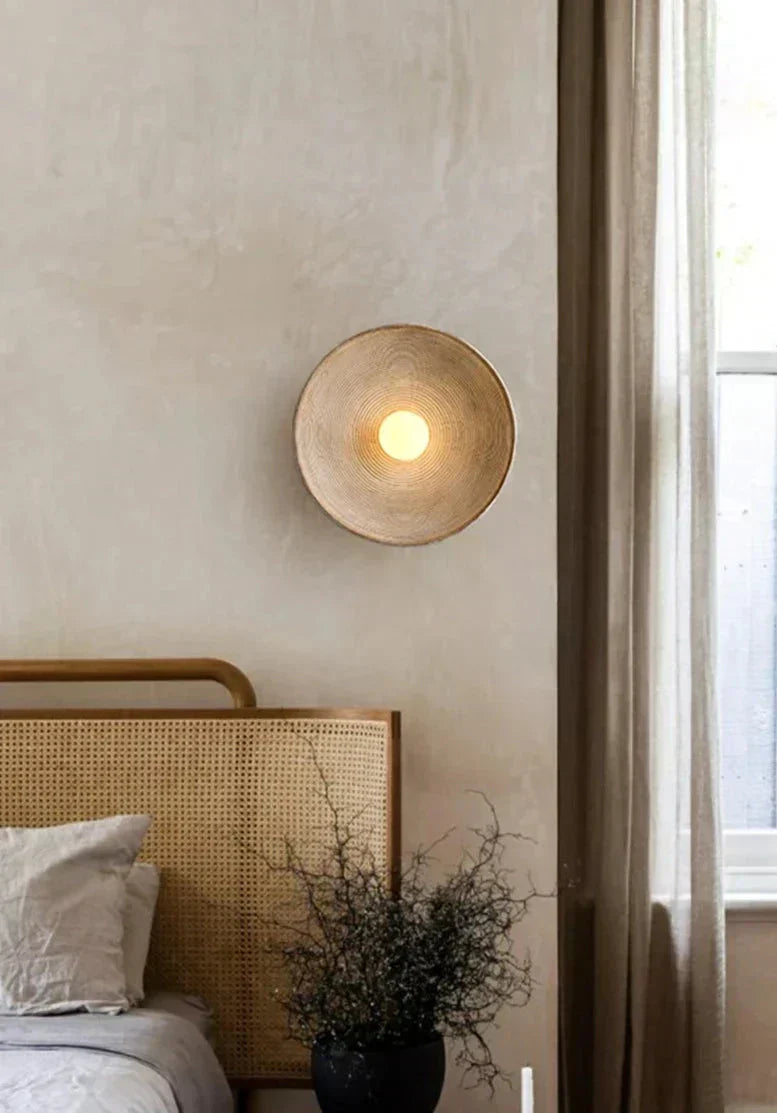 Liora | Kolekce nástěnných lamp | Lersk