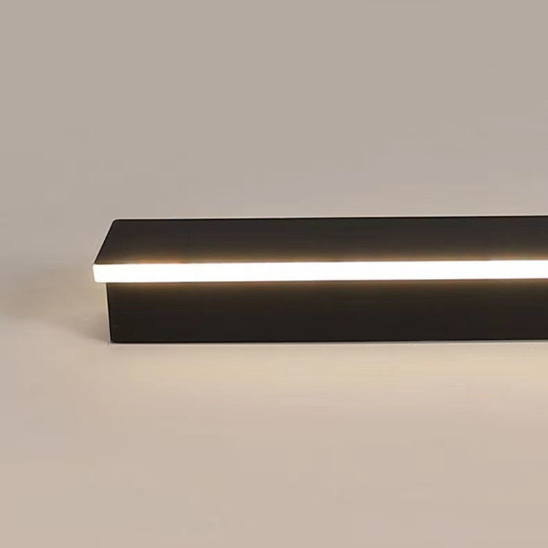 Elora Lang LED Udendørs Væglampe - IP65 Vandtæt | Lersk