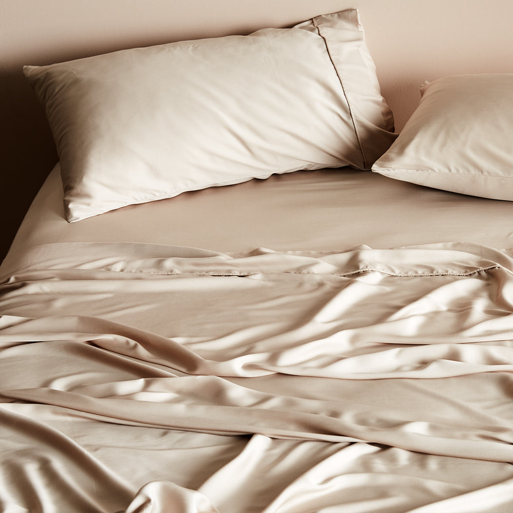 Luxe Bamboo Lyocell Sateen Pillowcase Set With Cooling | Lersk