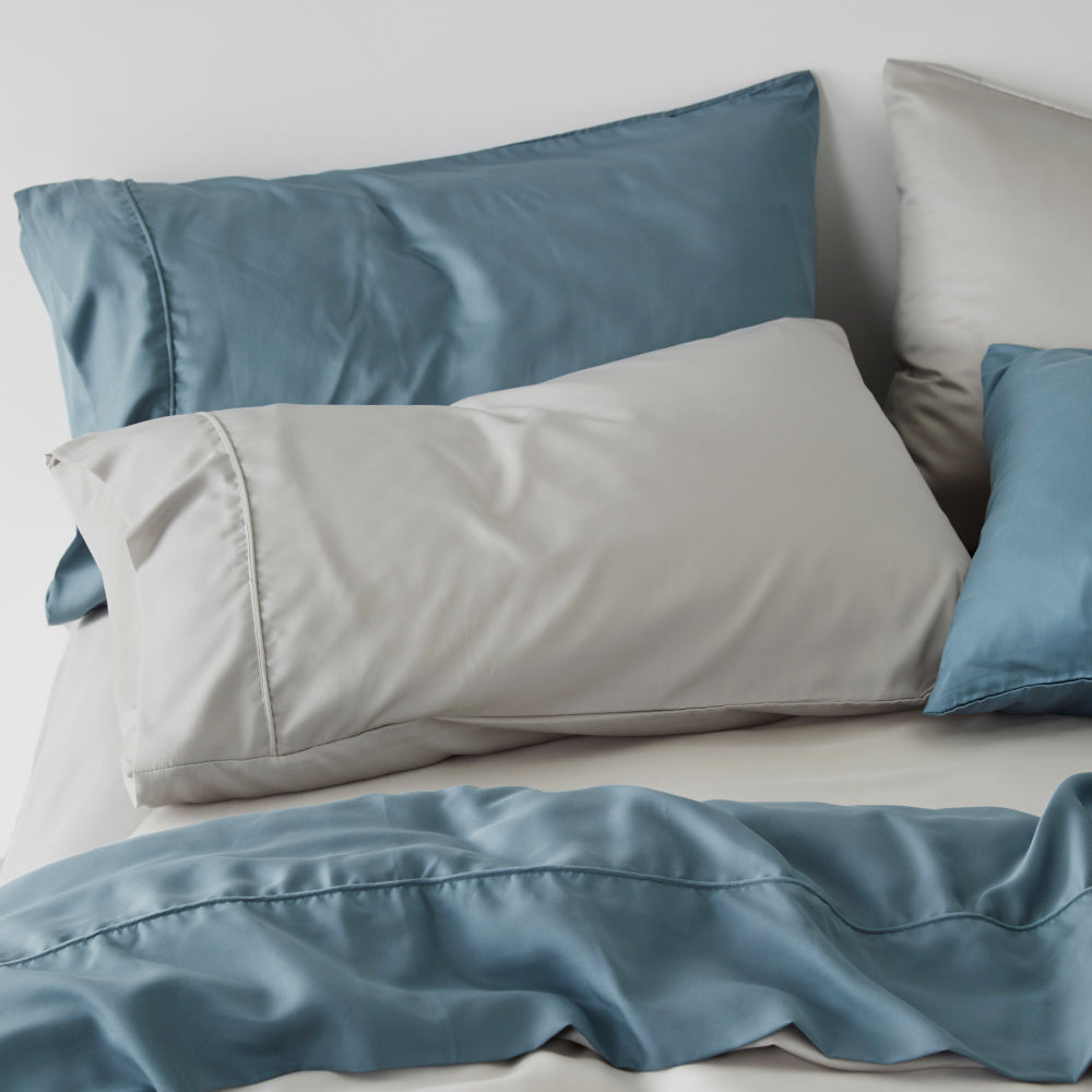 Luxe Bamboo Lyocell Sateen Pillowcase Set With Cooling | Lersk