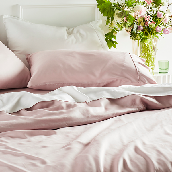 Luxe Bamboo Lyocell Sateen Pillowcase Set With Cooling | Lersk