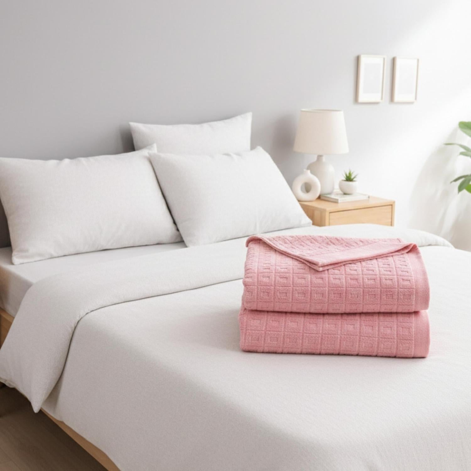 Aurora Cotton Towel Quilt for Summer Relaxation and Comfort | Lersk